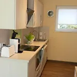 Townhouse Modern/ruhig/kostenlose Parkmoeglichkeiten شقة