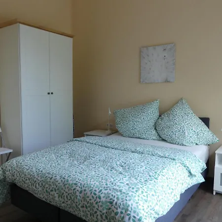 Townhouse Modern/ruhig/kostenlose Parkmoeglichkeiten * Cassel