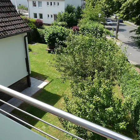 Townhouse Modern/ruhig/kostenlose Parkmoeglichkeiten *