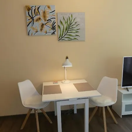 Lejlighed Townhouse Modern/ruhig/kostenlose Parkmoeglichkeiten *