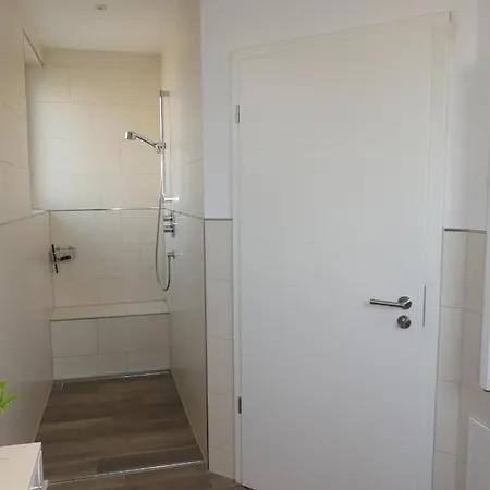 Lejlighed Townhouse Modern/ruhig/kostenlose Parkmoeglichkeiten