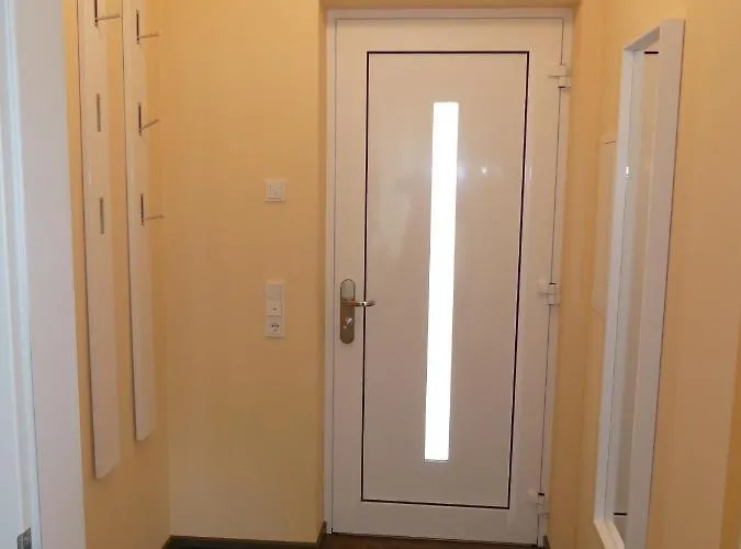 Apartment Townhouse Modern/ruhig/kostenlose Parkmoeglichkeiten Kassel